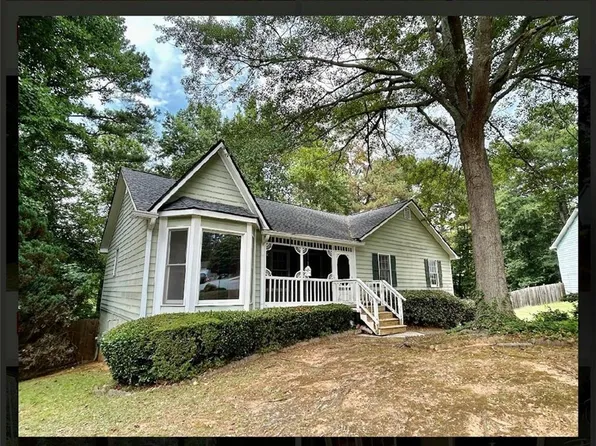 5456 Muirwood Ln, Powder Springs, GA 30127