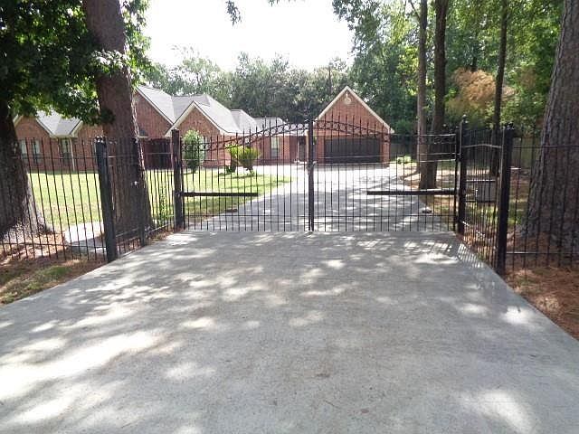 1st image of 21722 Tophill Dr
