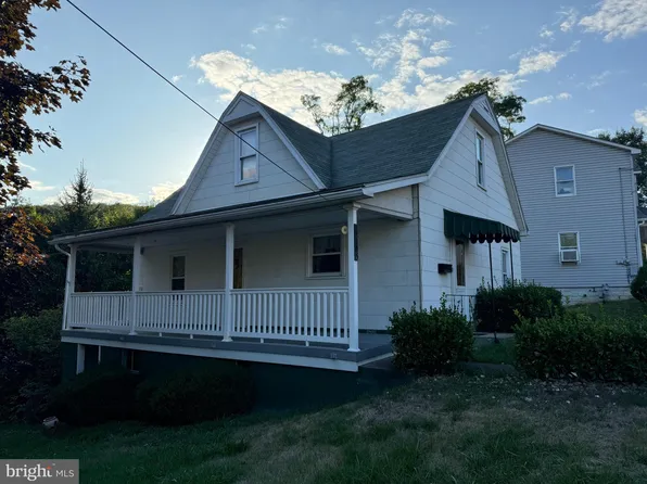 12703 Old Row Rd, Mount Savage, MD 21545