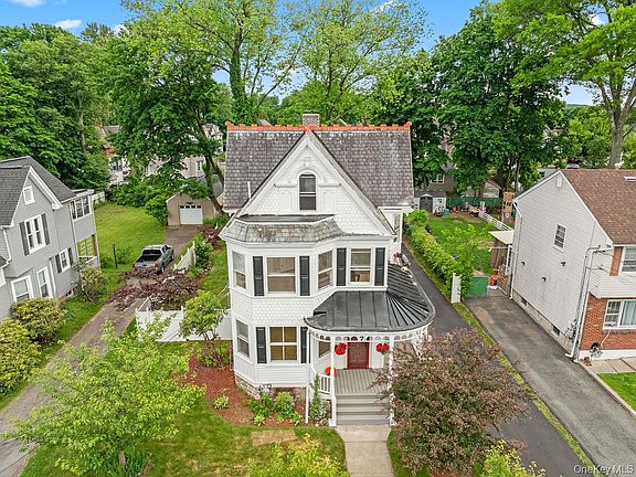 2nd image of 7 Clinton Place