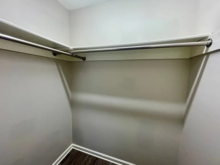 525 S Oak St — Photo 19