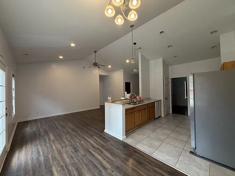 2501 Burkholder Rd — Photo 12