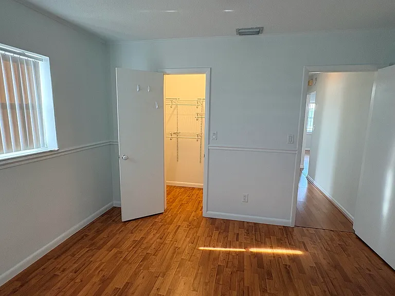1009 SW 3rd Way — Photo 5