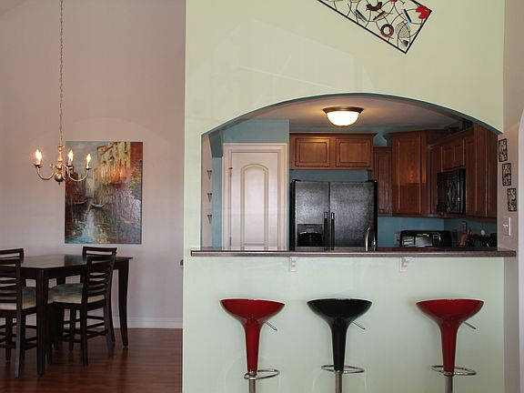 Breakfast Bar