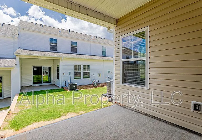 409 Wards Creek Way — Photo 24