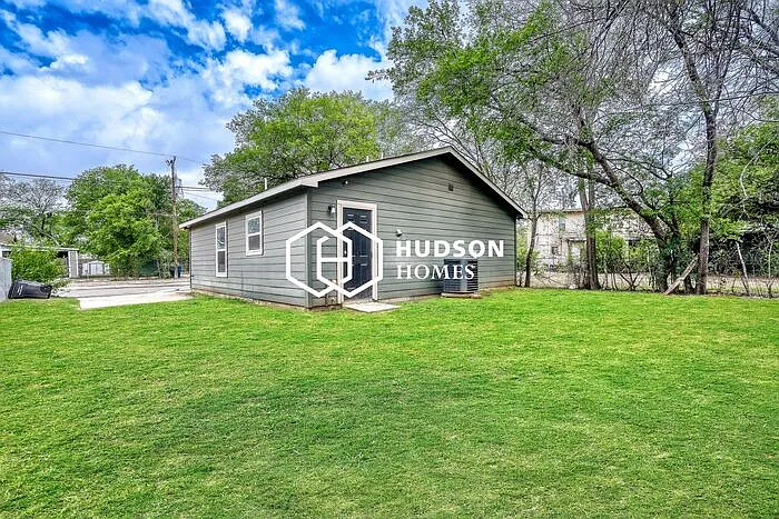1408 Allende Dr — Photo 12