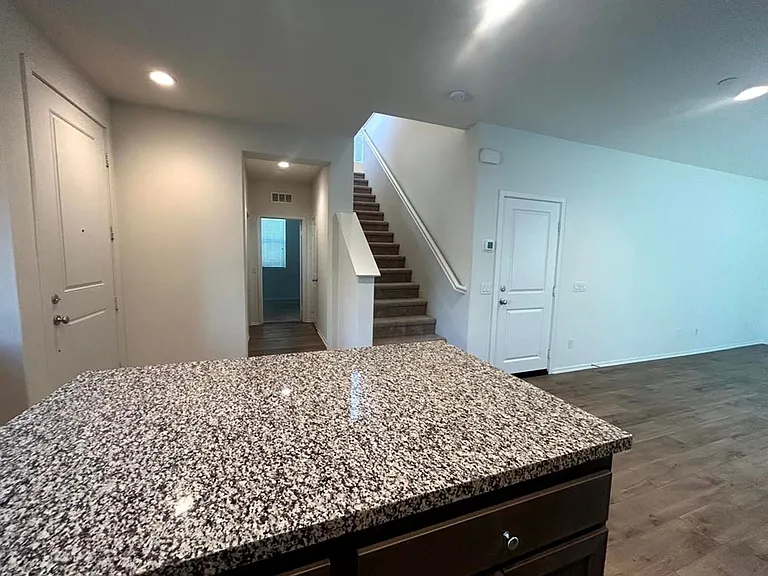 295 Fuerte Dr — Photo 3