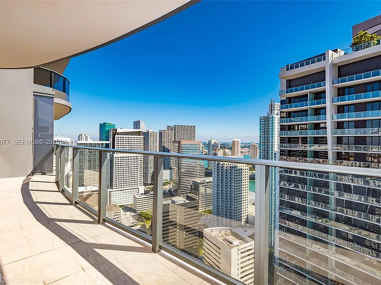 1000 Brickell Plz #4509 — Photo 30