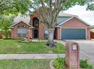 3736 Ashford Dr, Bedford, TX 76021