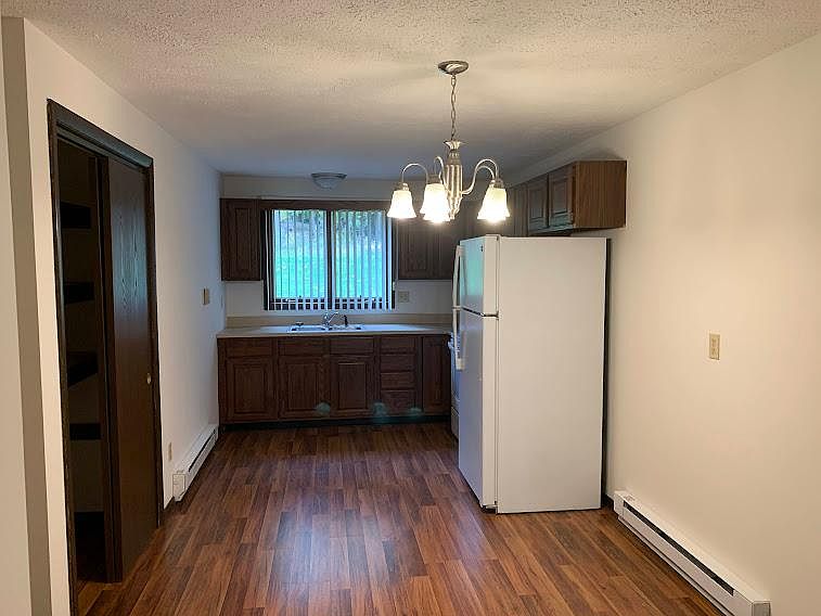 1st image of 120 Leeward Dr #17