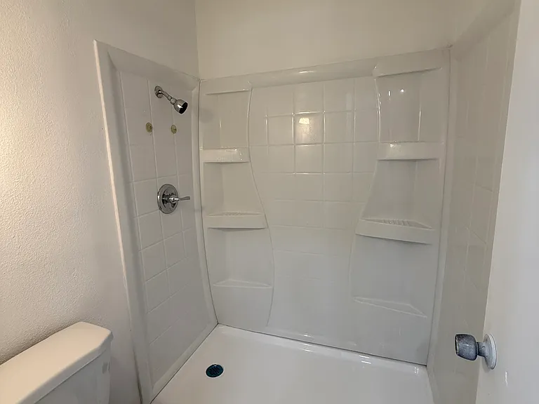 5678 Surrey Ln — Photo 16