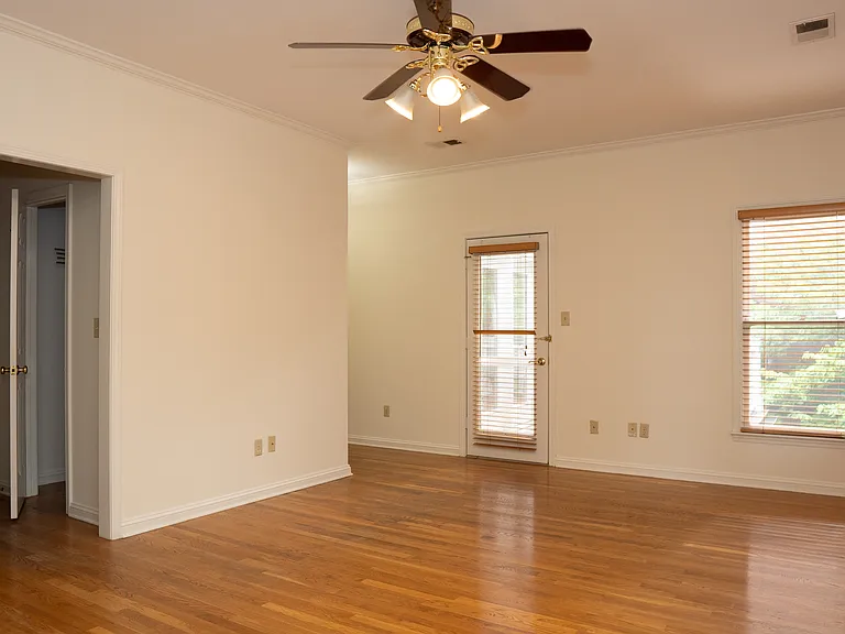 83 Asphodel Dr — Photo 20