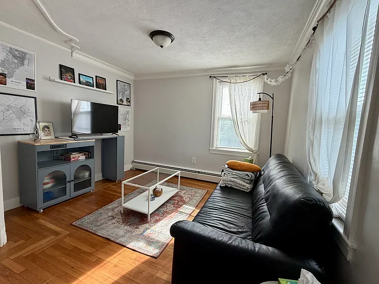 71 Commodore St #2 — Photo 10