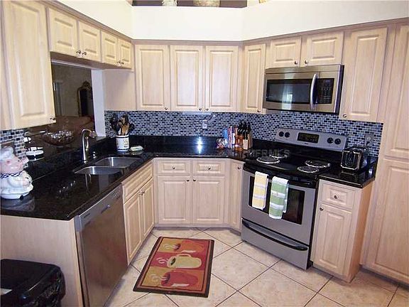 2nd image of 8601 Thimbleberry Ln