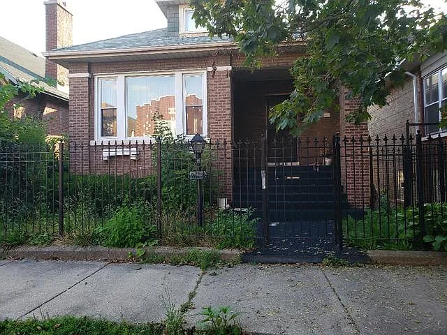 8140 S Ada St photo 1