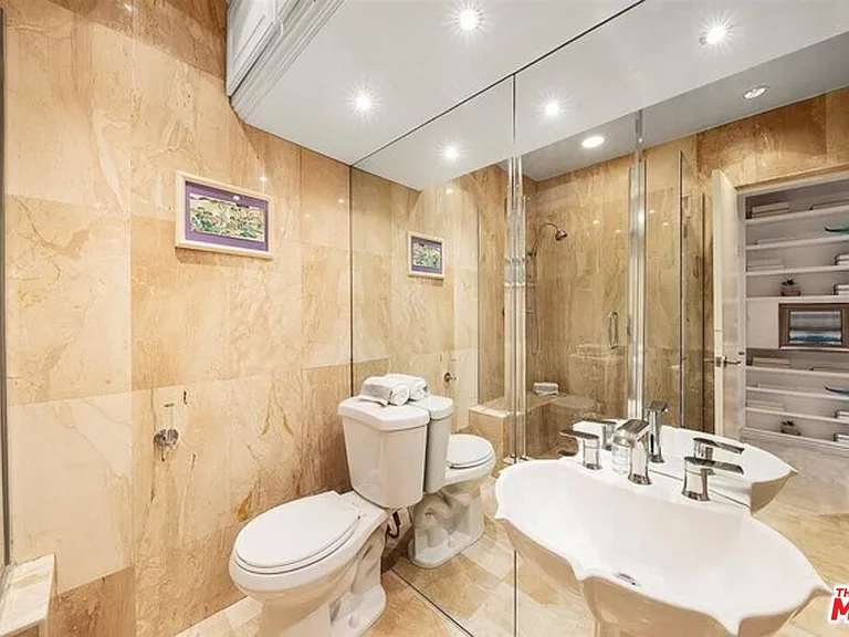 2345 Roscomare Rd #201 — Photo 13