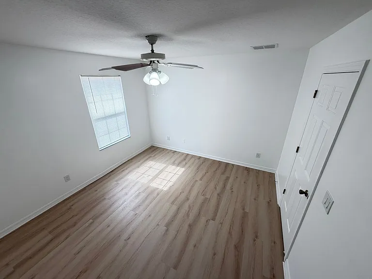 151 Granada Blvd — Photo 30