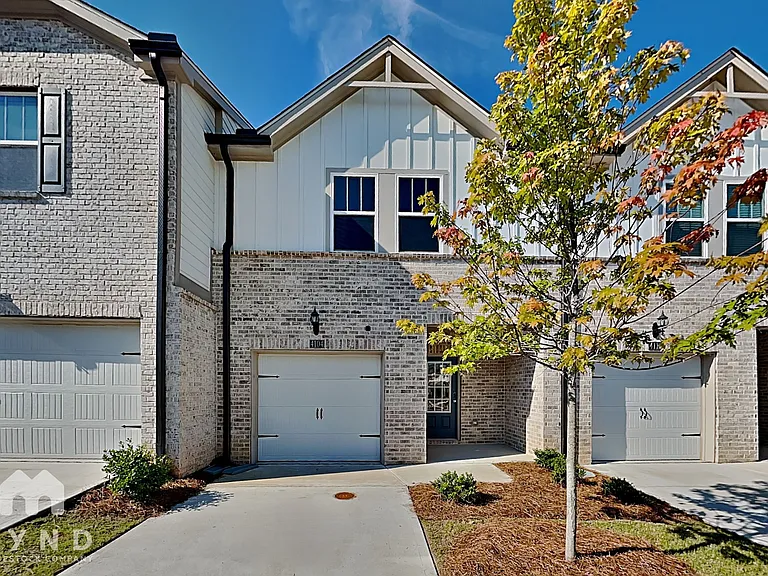 4104 Holland Grove Rd #- — Photo 1