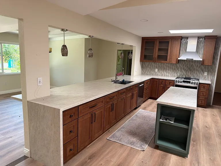 13919 York Ave — Photo 10
