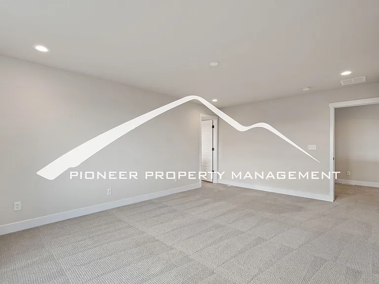 9304 Bugaboo Dr — Photo 22