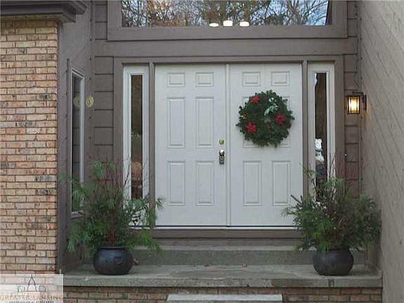 2nd image of 5213 White Tail Cir