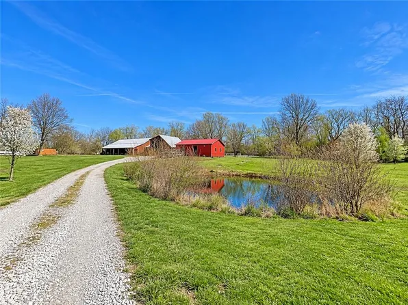 253 SE 13th Hwy, Warrensburg, MO 64093