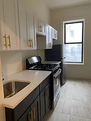 Rented by WIRE International Realty