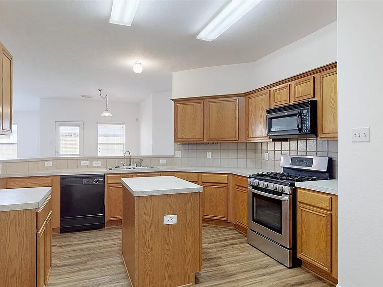 20226 Sunset Ranch Dr — Photo 9