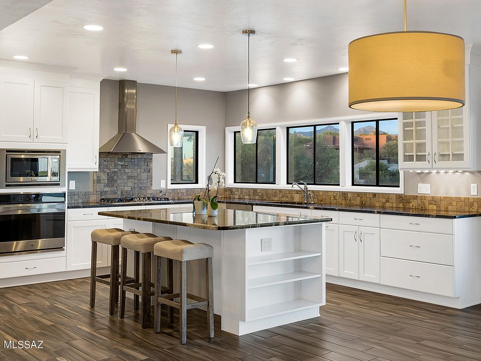 2nd image of 5540 E Paseo Cimarron