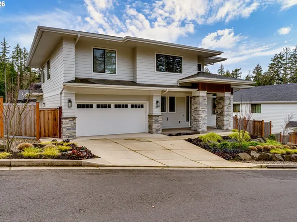 2082 Golfview Ct, Eugene, OR 97403