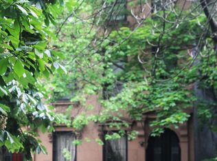 162 Dekalb Ave #3, Brooklyn, NY 11217