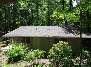 25 N Dogwood Ln, Lake Toxaway, NC 28747