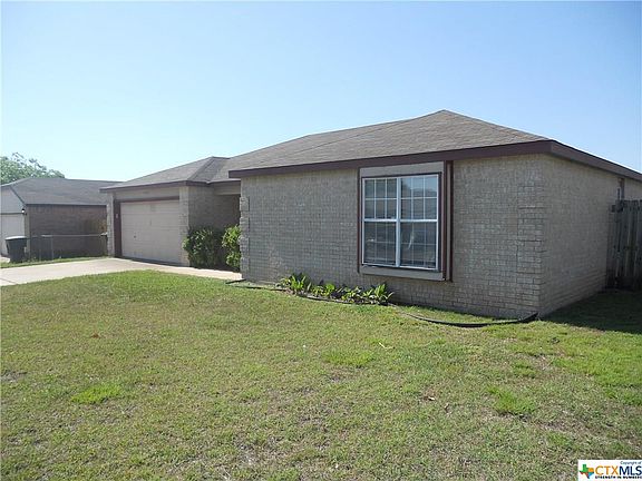 5th image of 3600 Woodlake Dr
