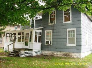 368 1st St, Watervliet, MI 49098