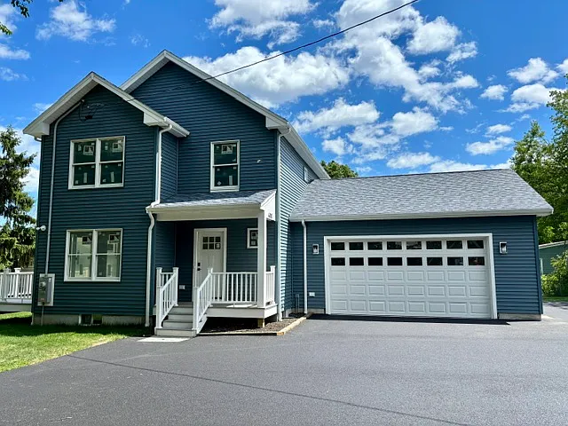 410 Forest Ave