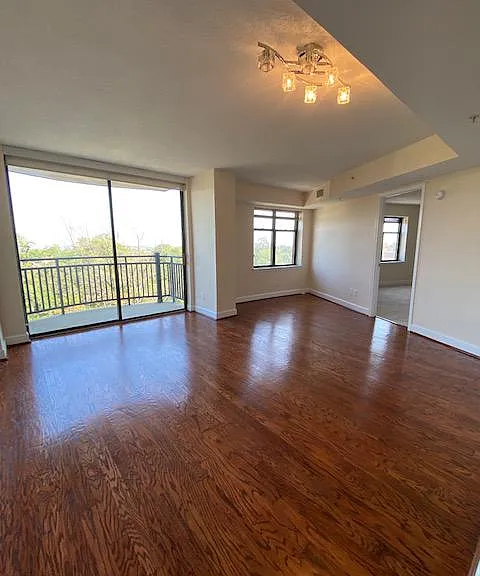 3401 38th St NW #813 — Photo 2