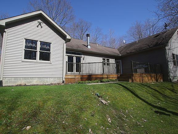CEDAR DECK W/ALUM. RAILINGS