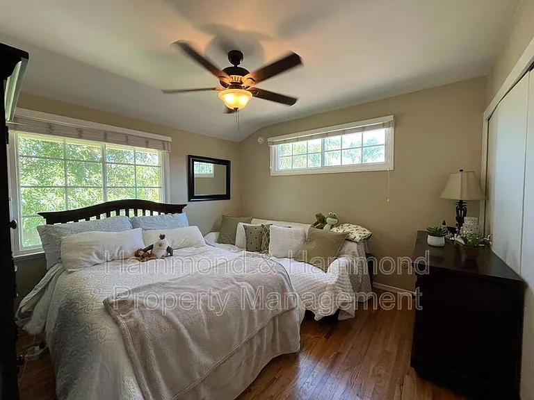 8422 Fable Ave — Photo 27