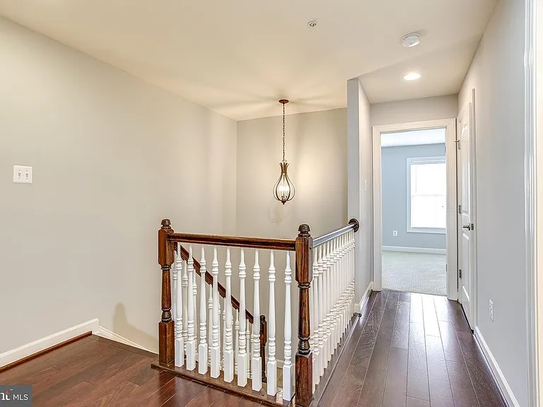 446 Whetstone Glen St — Photo 26