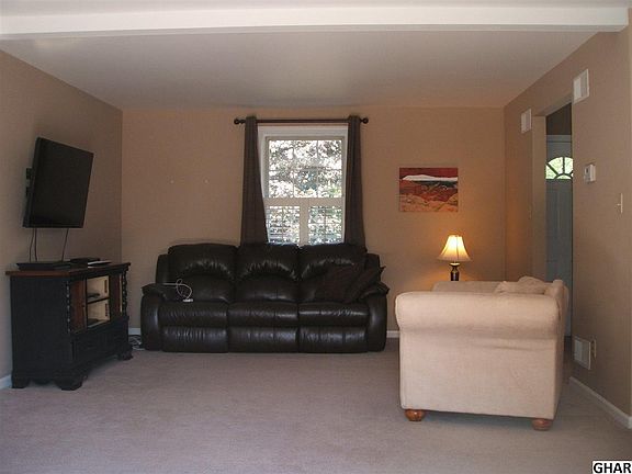 2nd image of 24 E Brookfield Dr #L-0074