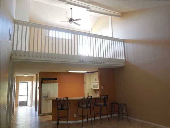 3rd image of 603 Woodgate Ln