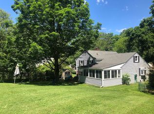 808 Queen Dr, West Chester, PA 19380