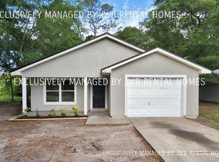 8678 Sibbald Rd, Jacksonville, FL 32208