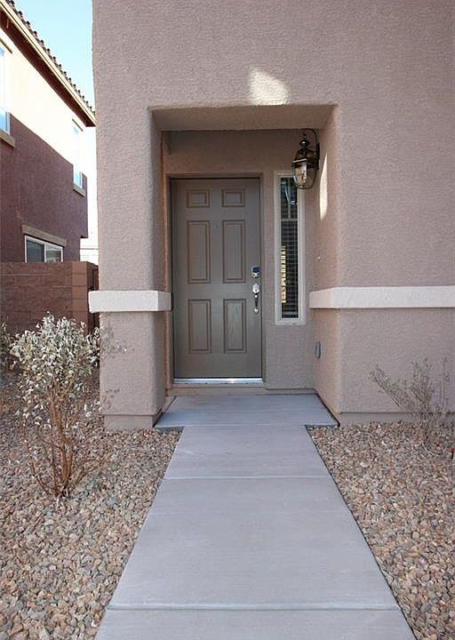 2nd image of 614 Taliput Palm Pl #0