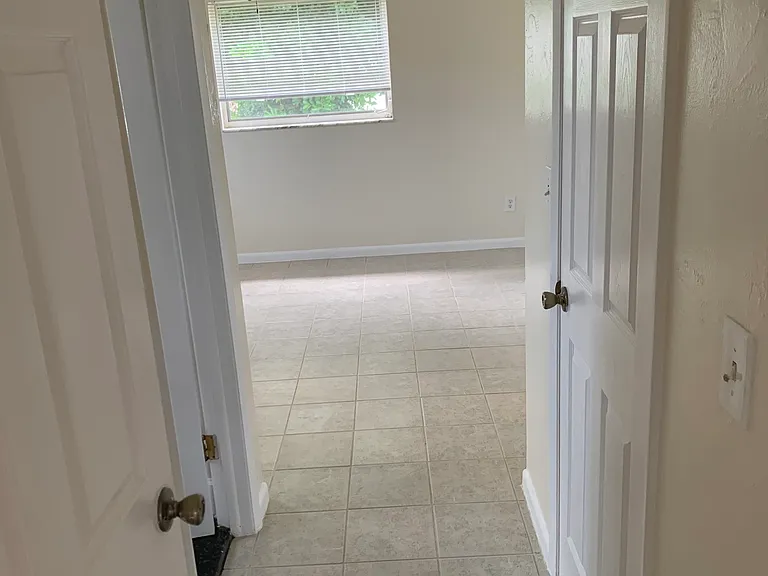 1329 Shelby Pkwy — Photo 5