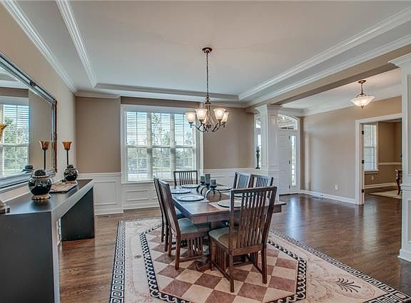 5th image of 313 Terri Park Way