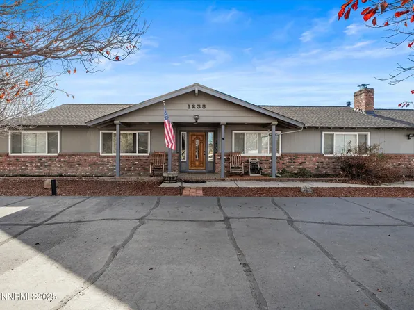 1235 Koontz Ln, Carson City, NV 89701