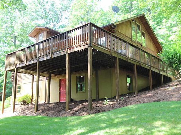 2nd image of 38 Acorn Hill Ln