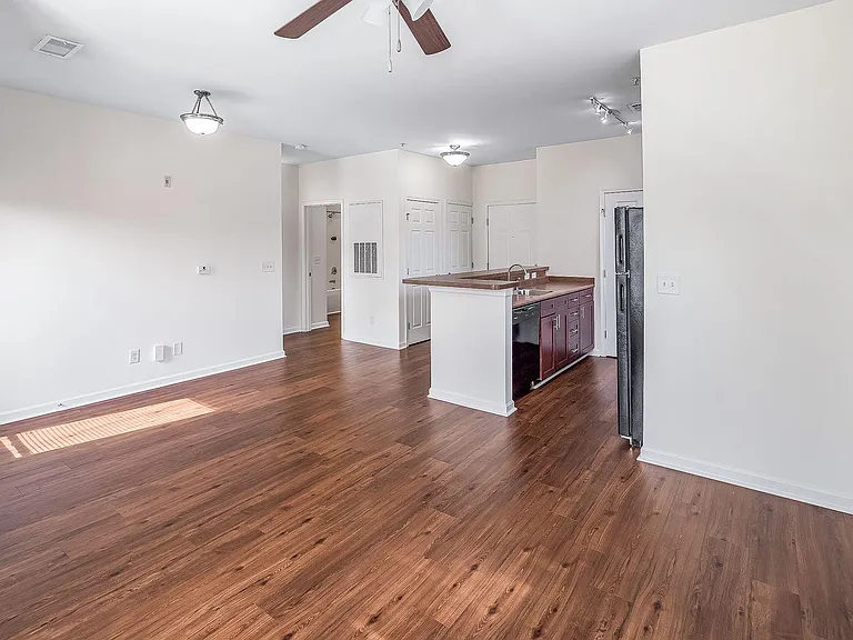 Noda 20 Apartments — Photo 13