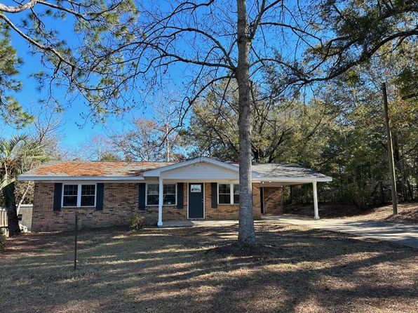 332 Cannon Dr, Laurel Hill, FL 32567